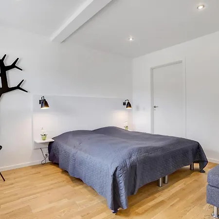 2 Bedroom Lovely In Hébergement de vacances