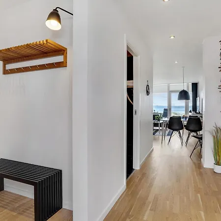 2 Bedroom Lovely In *